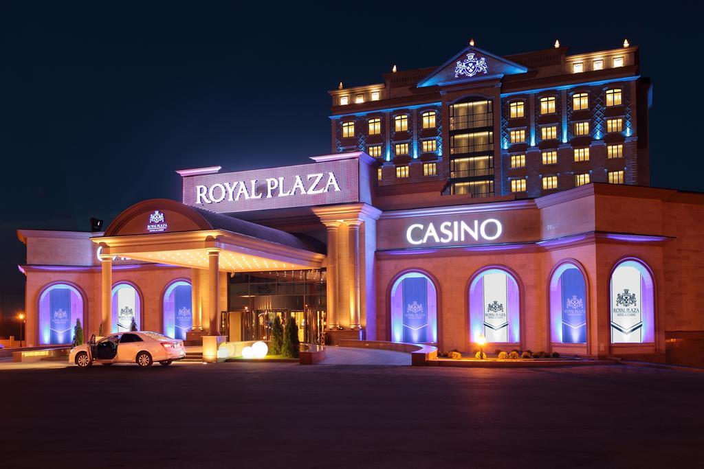 Royal Plaza Hotel And Casino Kapchagay Exterior foto