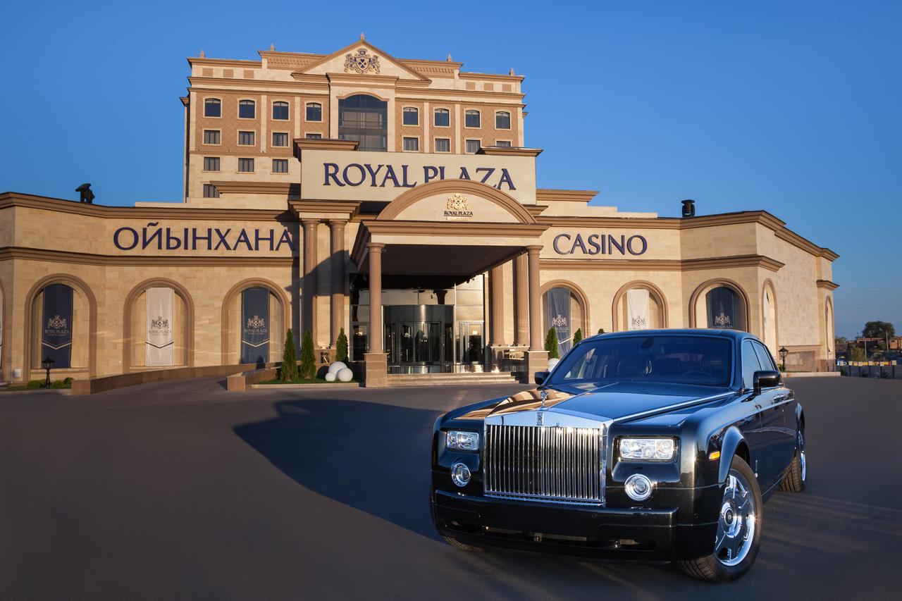 Royal Plaza Hotel And Casino Kapchagay Exterior foto